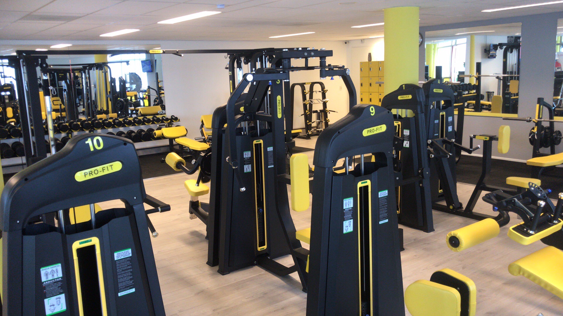 HOLLAND-PRO FIT GYM 300 SQM (1)_EquLCeGA.JPG